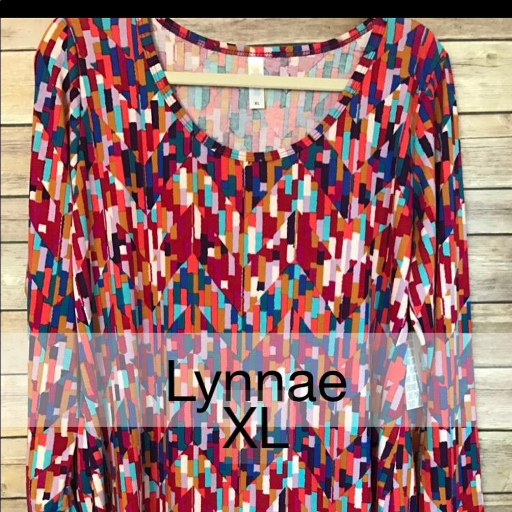 XL Lynnae from Lularoe